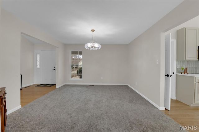 3315 Silvertrail Drive, St Charles, MO 63301