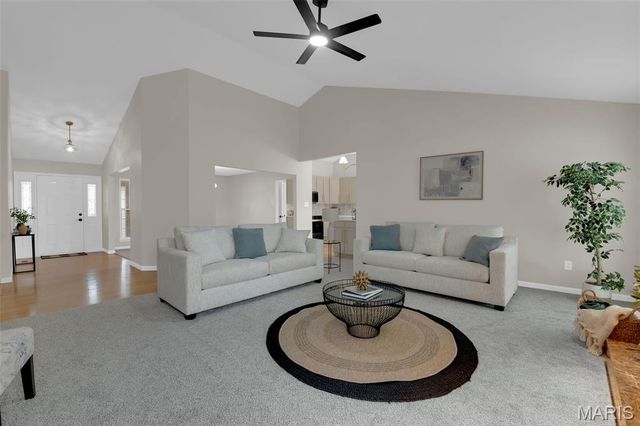 3315 Silvertrail Drive, St Charles, MO 63301