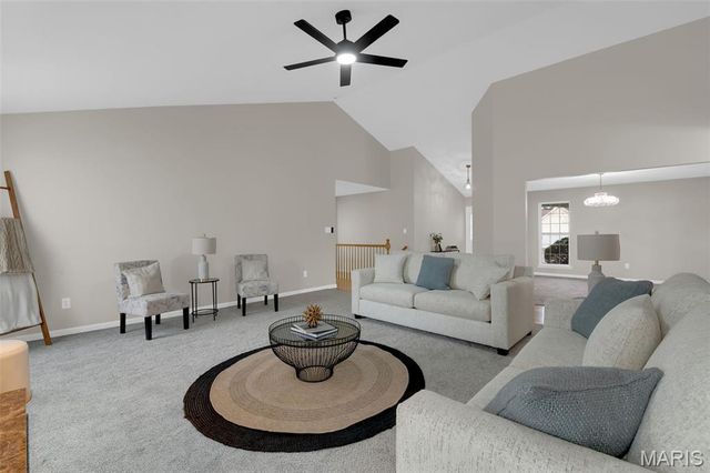 3315 Silvertrail Drive, St Charles, MO 63301