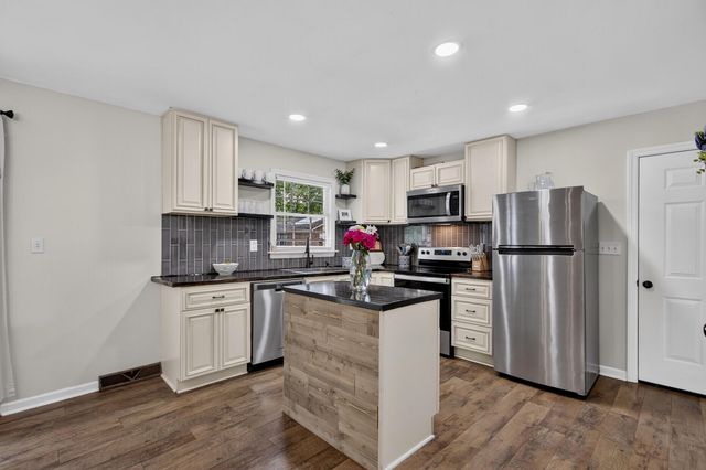 119 Madison Avenue, Ladson, SC 29456