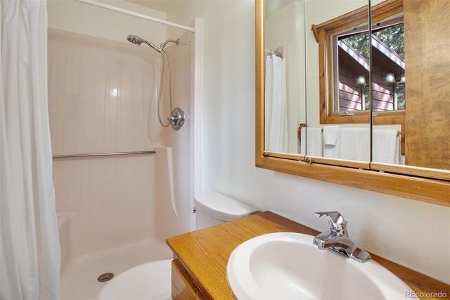 725 Sunnywood Loop, Woodland Park, CO 80863