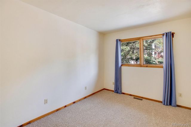725 Sunnywood Loop, Woodland Park, CO 80863