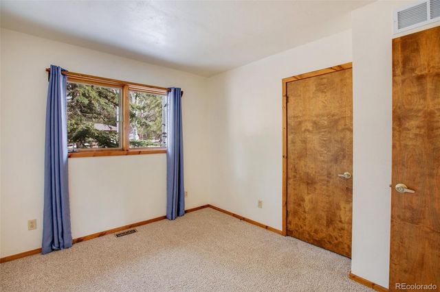 725 Sunnywood Loop, Woodland Park, CO 80863