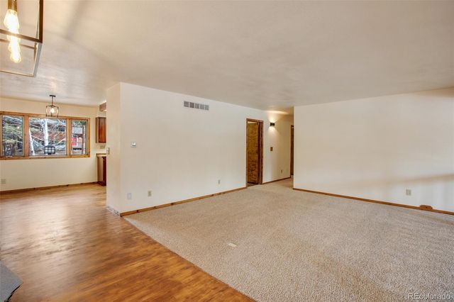725 Sunnywood Loop, Woodland Park, CO 80863