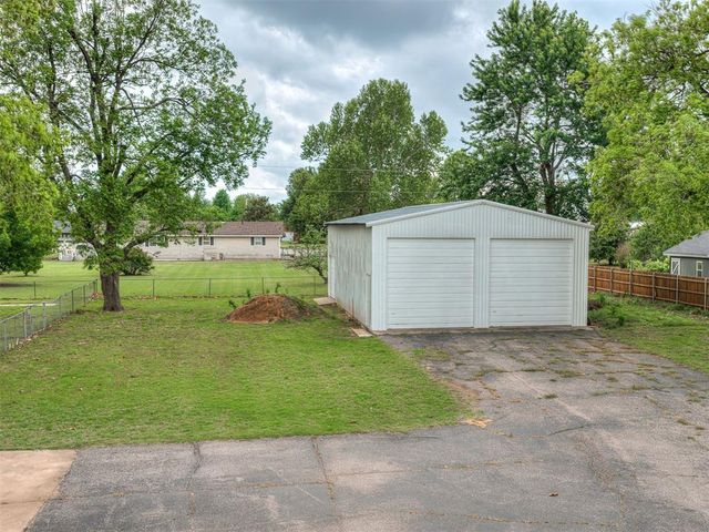 508 E Main St, Tuttle, OK 73089