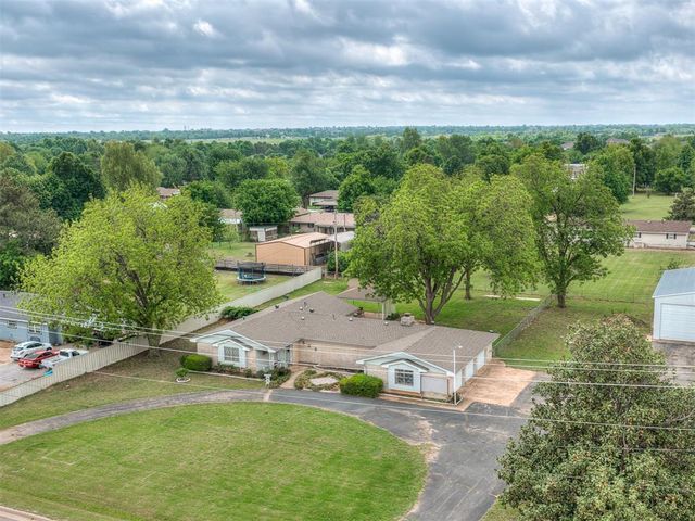 508 E Main St, Tuttle, OK 73089