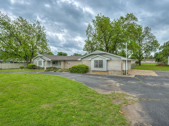508 E Main St, Tuttle, OK 73089