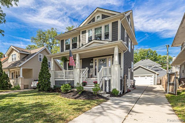 818 Mohawk Avenue, Royal Oak, MI 48067