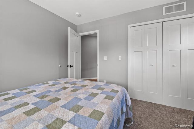 818 Mohawk Avenue, Royal Oak, MI 48067