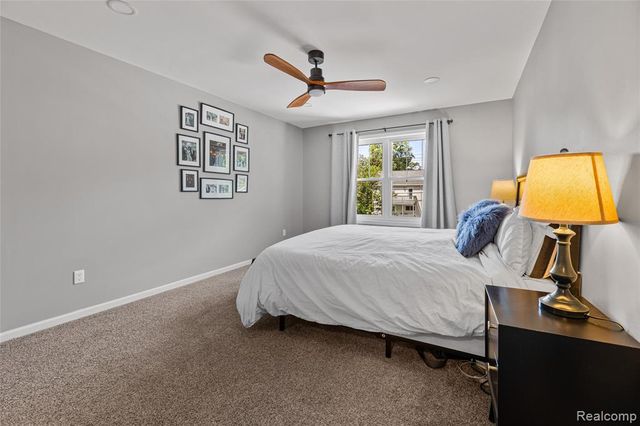 818 Mohawk Avenue, Royal Oak, MI 48067