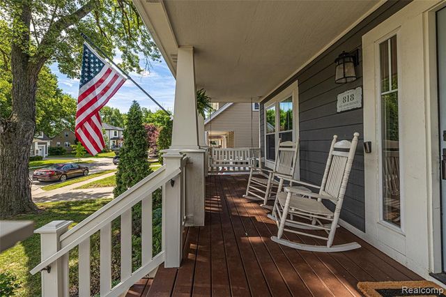 818 Mohawk Avenue, Royal Oak, MI 48067