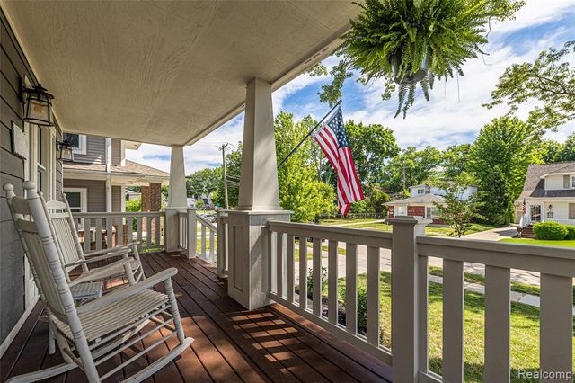 818 Mohawk Avenue, Royal Oak, MI 48067