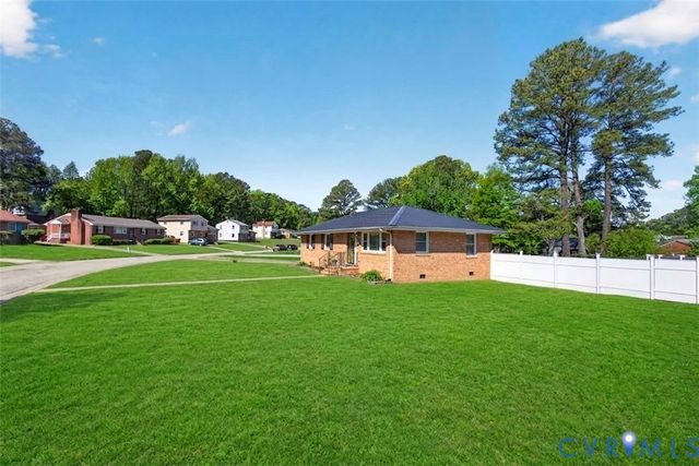 1723 W Clara Dr, Petersburg, VA 23803