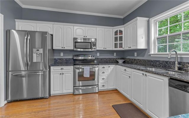 3545 Sandy Point KY, Virginia Beach, VA 23452