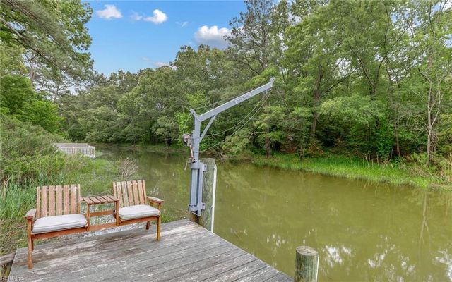 3545 Sandy Point KY, Virginia Beach, VA 23452