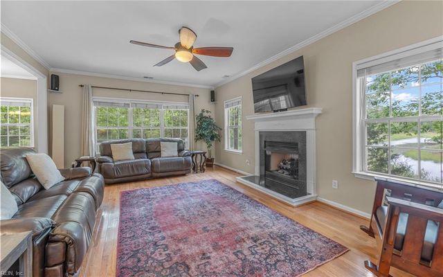 3545 Sandy Point KY, Virginia Beach, VA 23452