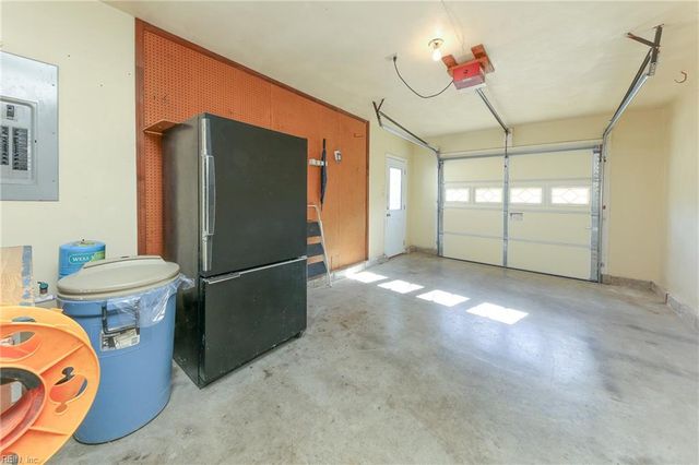 2432 Bullock TRL, Virginia Beach, VA 23454