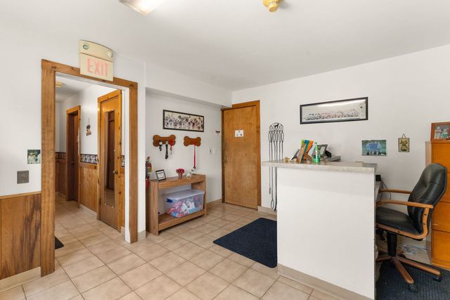 319 S Lincolnway Street, North Aurora, IL 60542