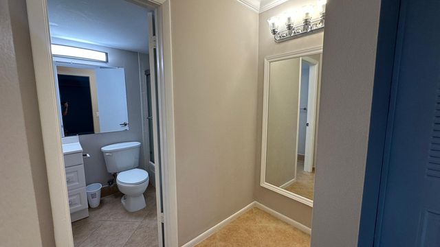 3300 W Rolling Hills Circle 708, Davie, FL 33328