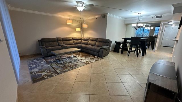 3300 W Rolling Hills Circle 708, Davie, FL 33328