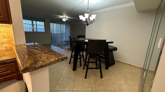 3300 W Rolling Hills Circle 708, Davie, FL 33328