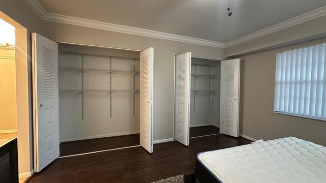 3300 W Rolling Hills Circle 708, Davie, FL 33328