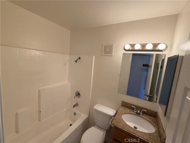 1212 Termino Avenue 303, Long Beach, CA 90804