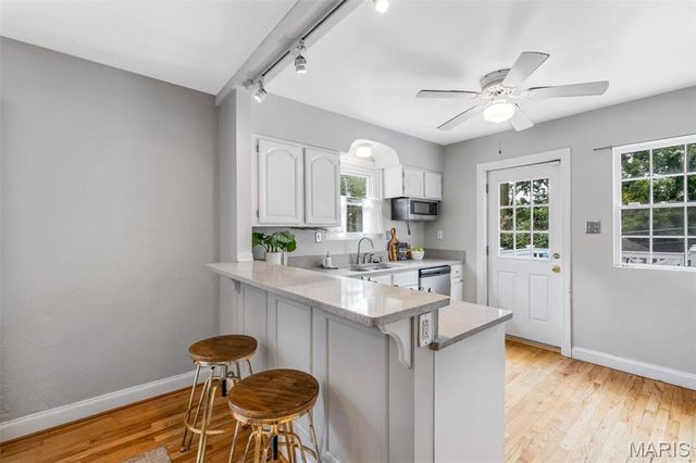 7520 Drexel Drive, St Louis, MO 63130
