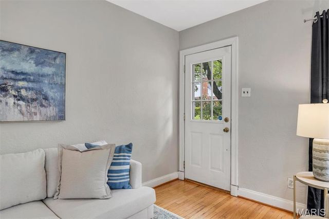 7520 Drexel Drive, St Louis, MO 63130