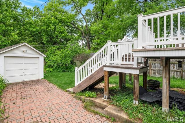 7520 Drexel Drive, St Louis, MO 63130