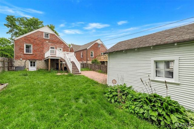 7520 Drexel Drive, St Louis, MO 63130