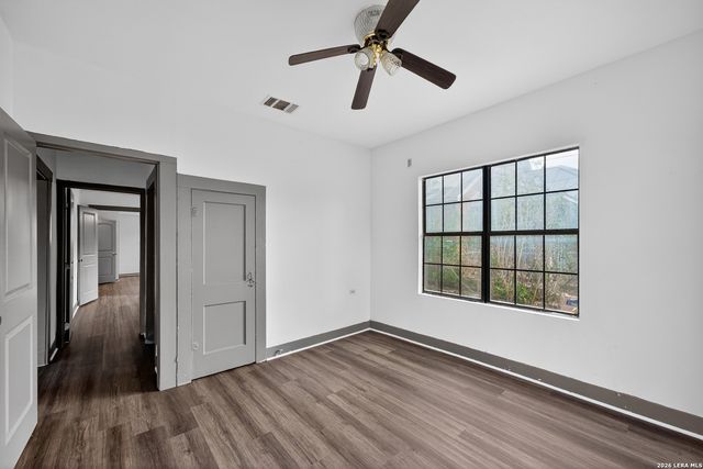 807 Eldorado, San Antonio, TX 78225