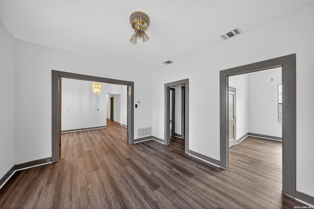 807 Eldorado, San Antonio, TX 78225