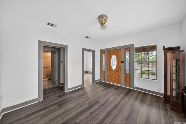 807 Eldorado, San Antonio, TX 78225