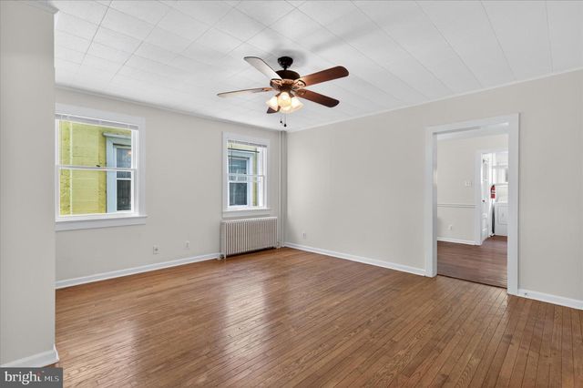 357 EMMETT ST, Phoenixville, PA 19460