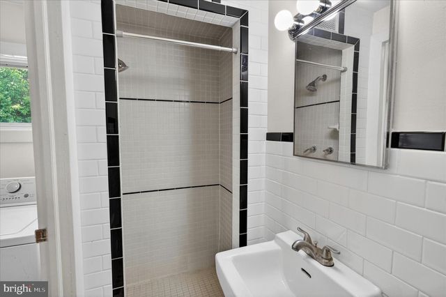 357 EMMETT ST, Phoenixville, PA 19460