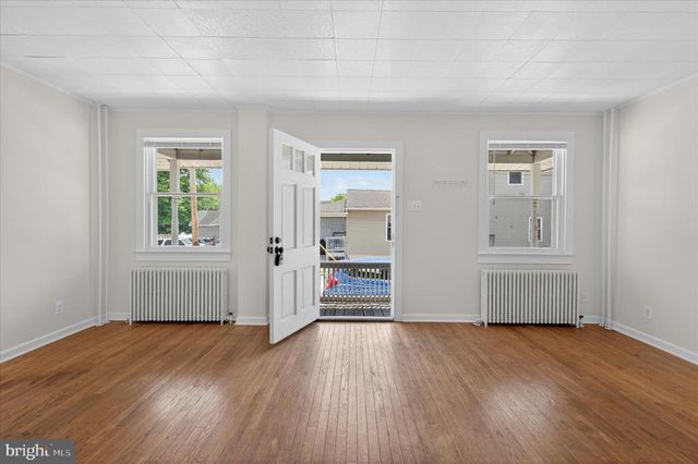 357 EMMETT ST, Phoenixville, PA 19460