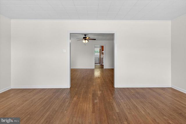 357 EMMETT ST, Phoenixville, PA 19460