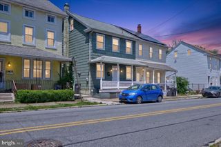 357 EMMETT ST, Phoenixville, PA 19460
