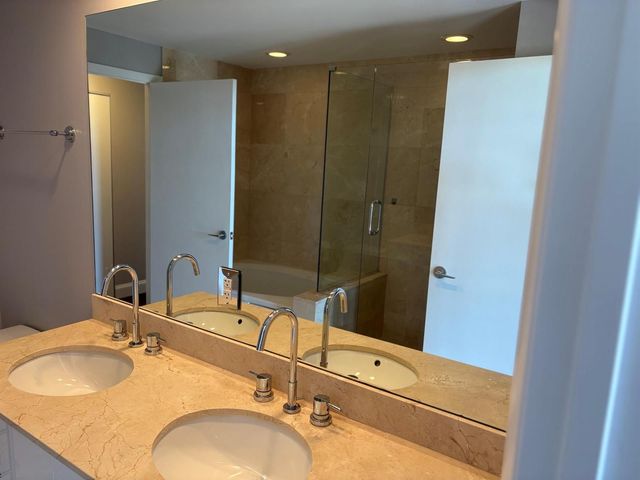 550 OKEECHOBEE Boulevard 825, West Palm Beach, FL 33401