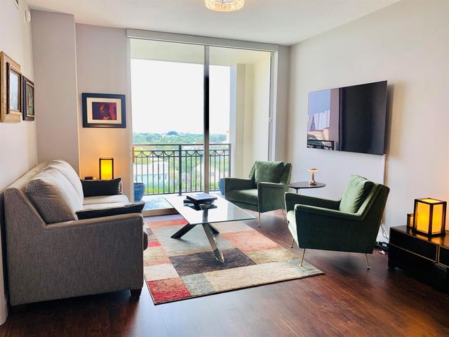 550 OKEECHOBEE Boulevard 825, West Palm Beach, FL 33401