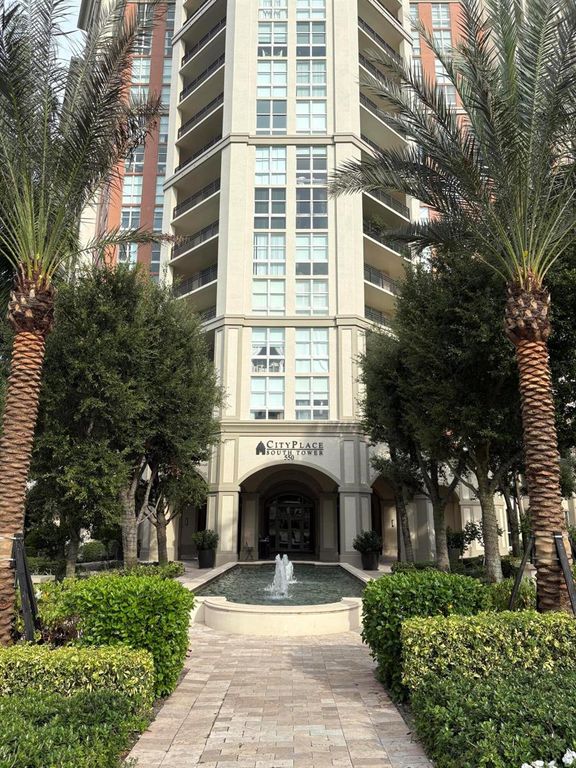 550 OKEECHOBEE Boulevard 825, West Palm Beach, FL 33401