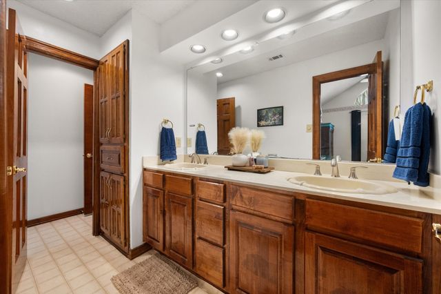 919 Huntington Drive, Duncanville, TX 75137