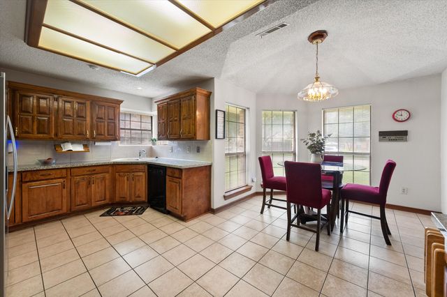 919 Huntington Drive, Duncanville, TX 75137