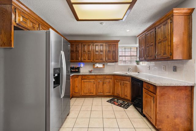 919 Huntington Drive, Duncanville, TX 75137