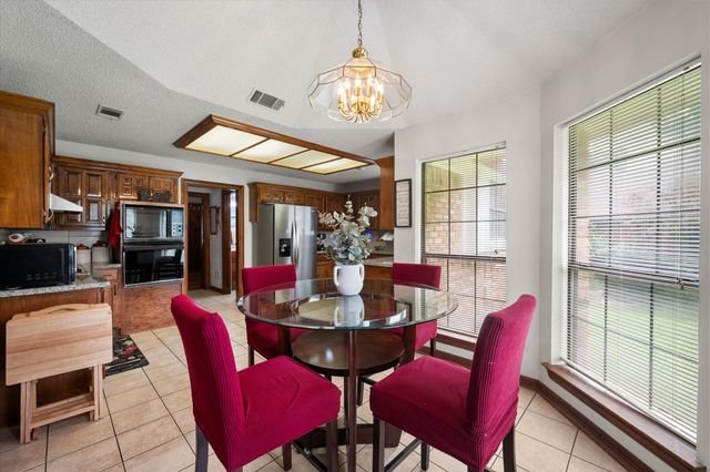 919 Huntington Drive, Duncanville, TX 75137