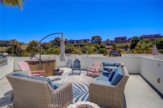 239 San Miguel, Avila Beach, CA 93424