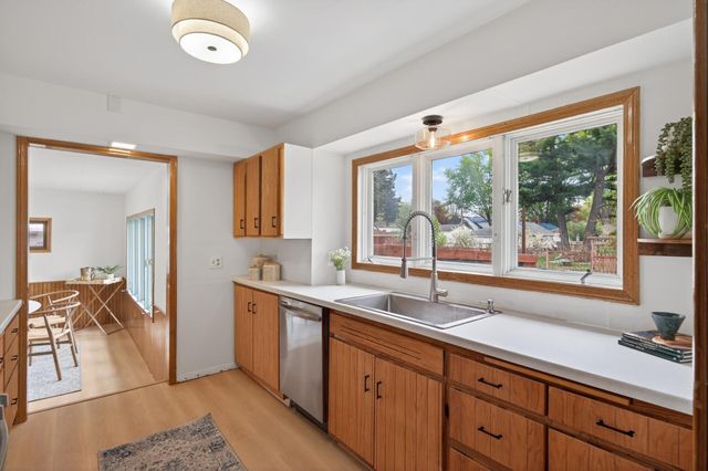 4300 E 41st Street, Minneapolis, MN 55406