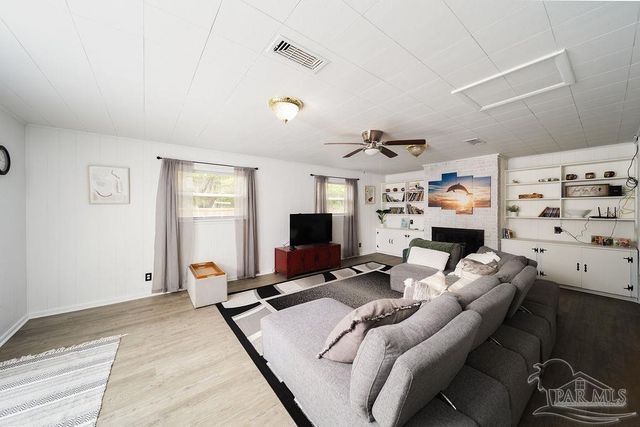 6841 Data St, Pensacola, FL 32504