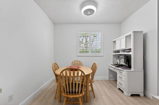 5927 NW 47th Way, Coconut Creek, FL 33073